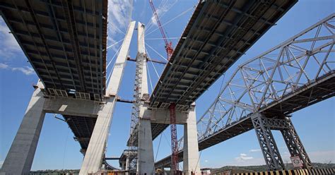 24/7 Bridge .